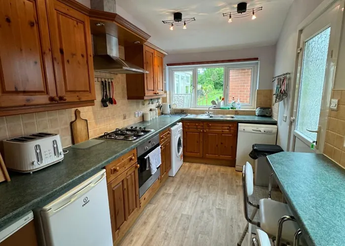 Spacious Double Near Southmead Бристоль