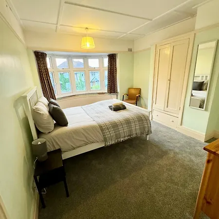 Spacious Double Near Southmead